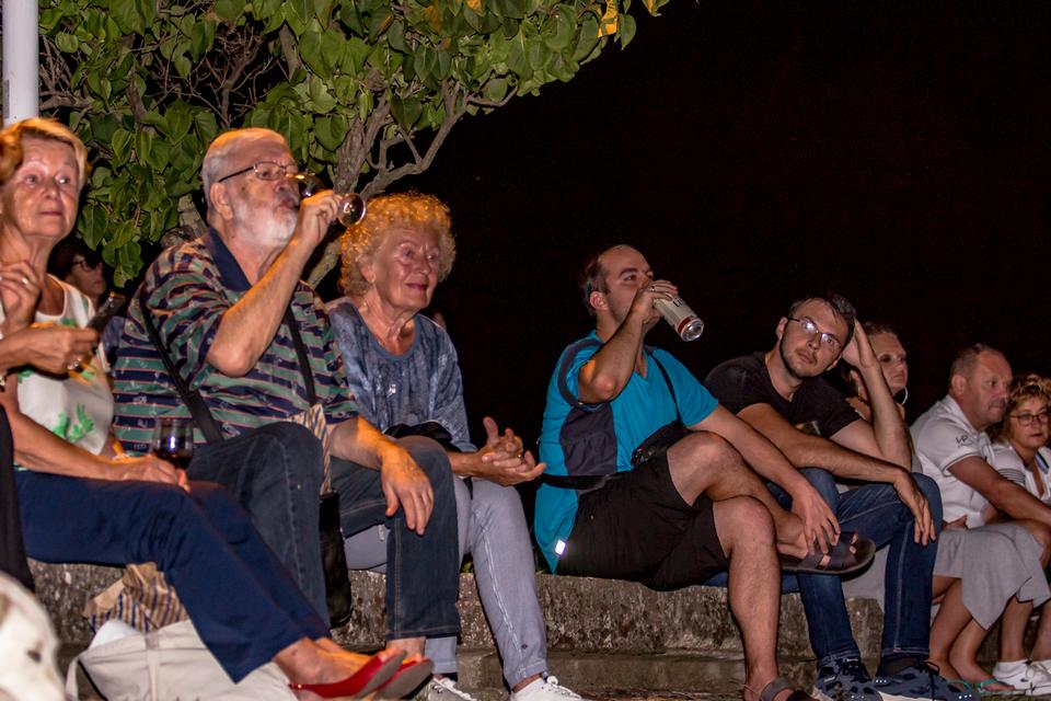 Osječani uživali na jazzu uz Dravu Osječani uživali na jazzu uz Dravu