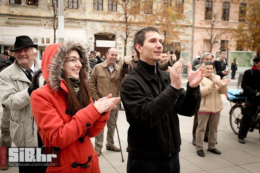 oslobodeni_generali_16112012_mb