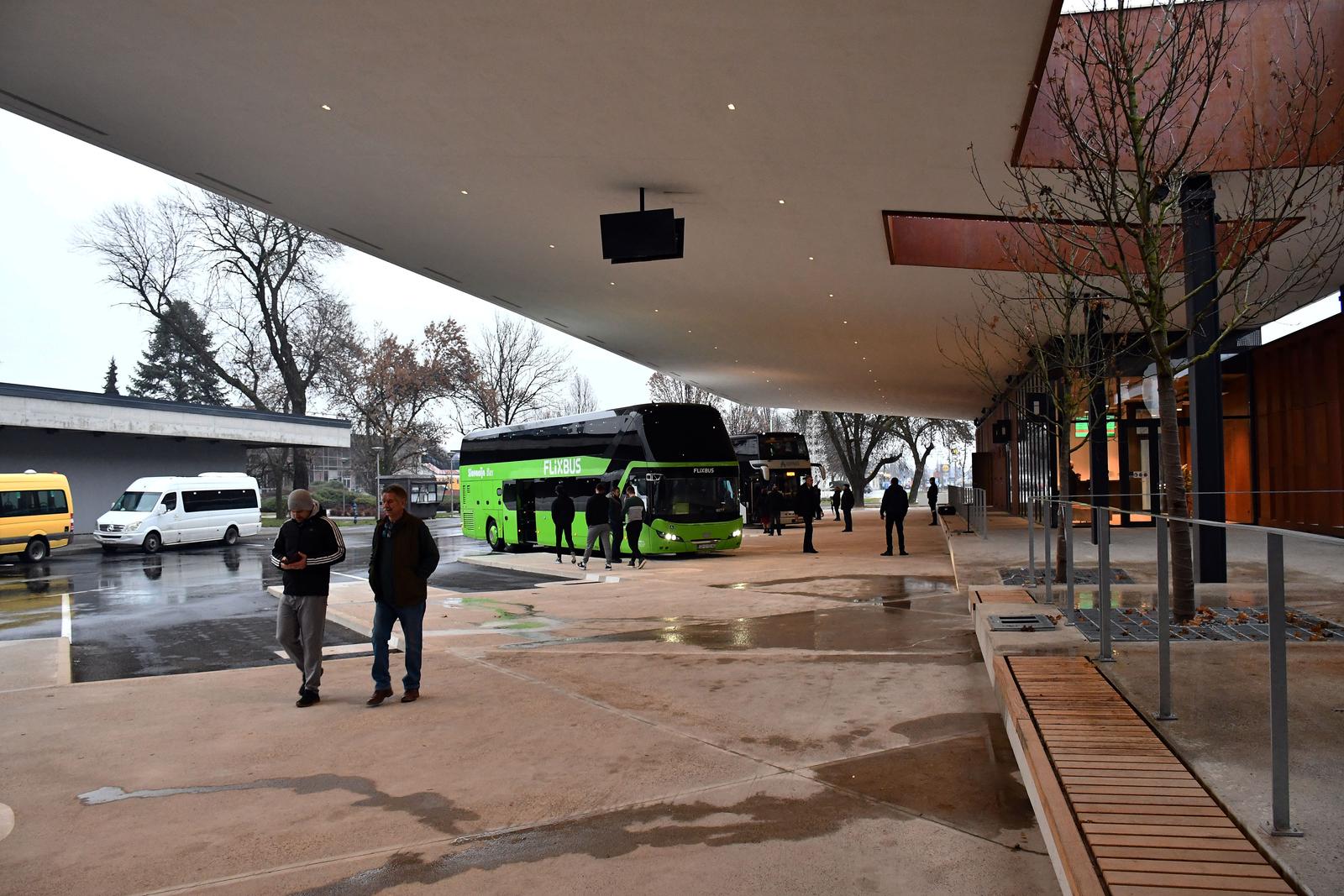 Autobusni kolodvor Slavonski Brod