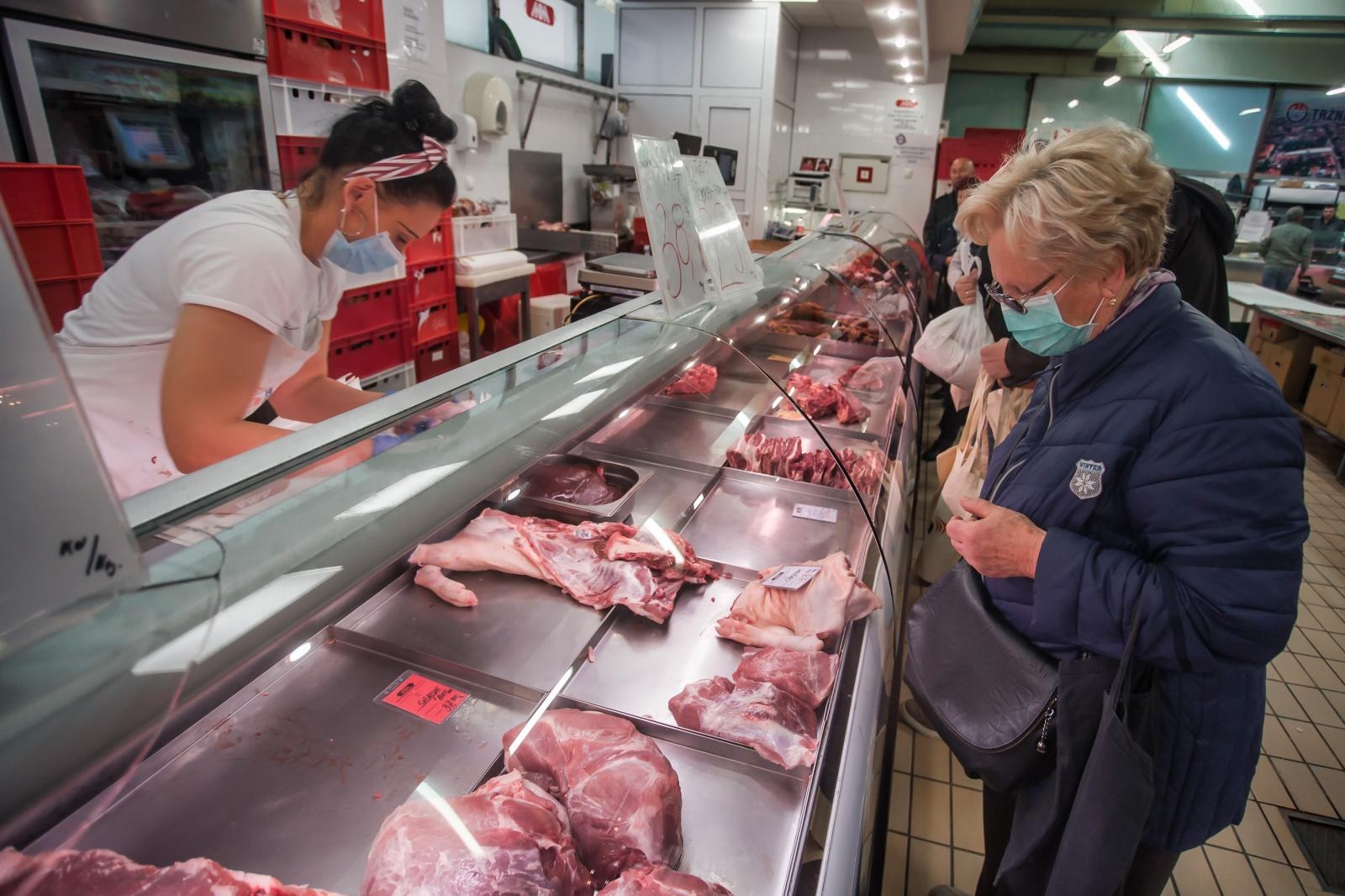 Osječani se pridržavaju uputa za prevenciju koronavirusa