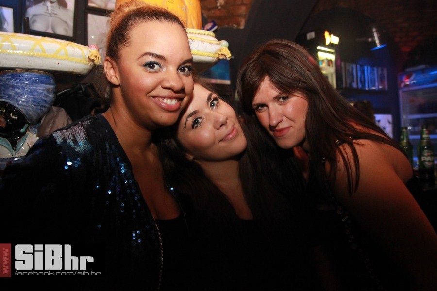 tufna0211_79 tufna0211_79