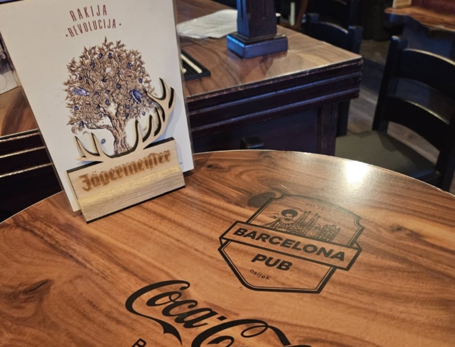 barcelona pub