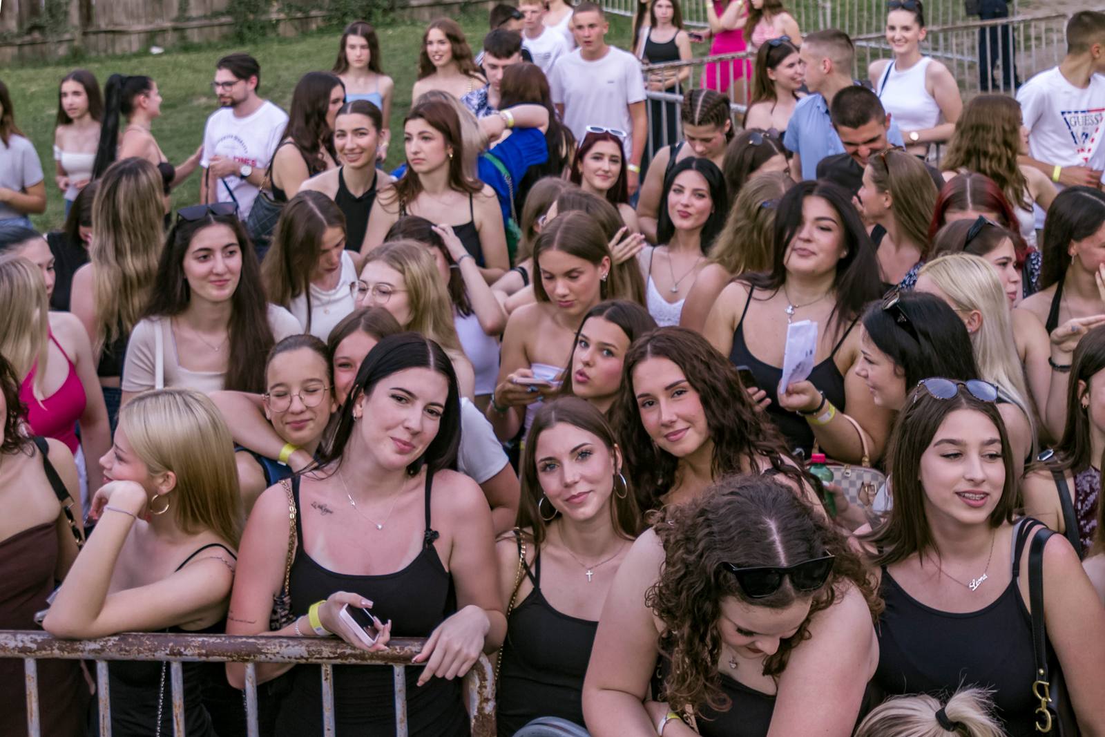 Trap zvijezda Relja održao koncert u osječkoj Tvrđi