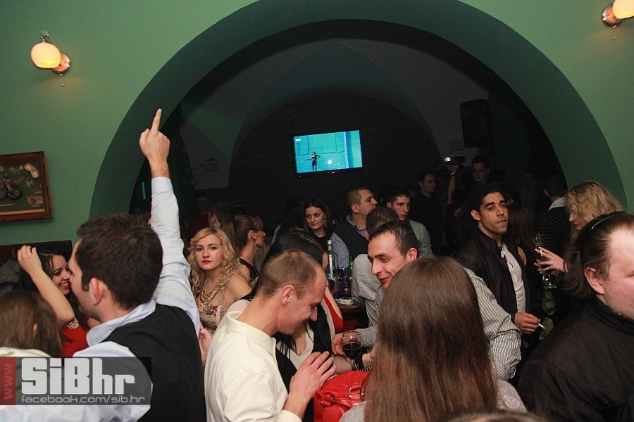 nova_godina_2014_FortPub_SiBhr_