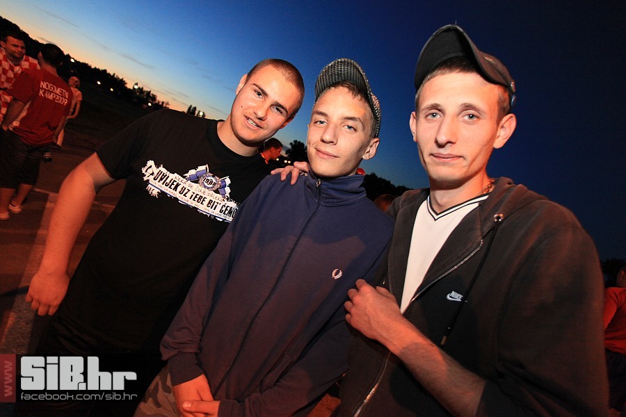 dc_party_14062012_sibhr_by_mban