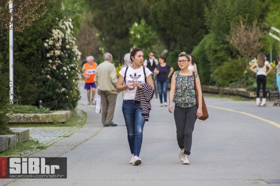 osjecani_u_setnji_gradom_76 osjecani_u_setnji_gradom_76