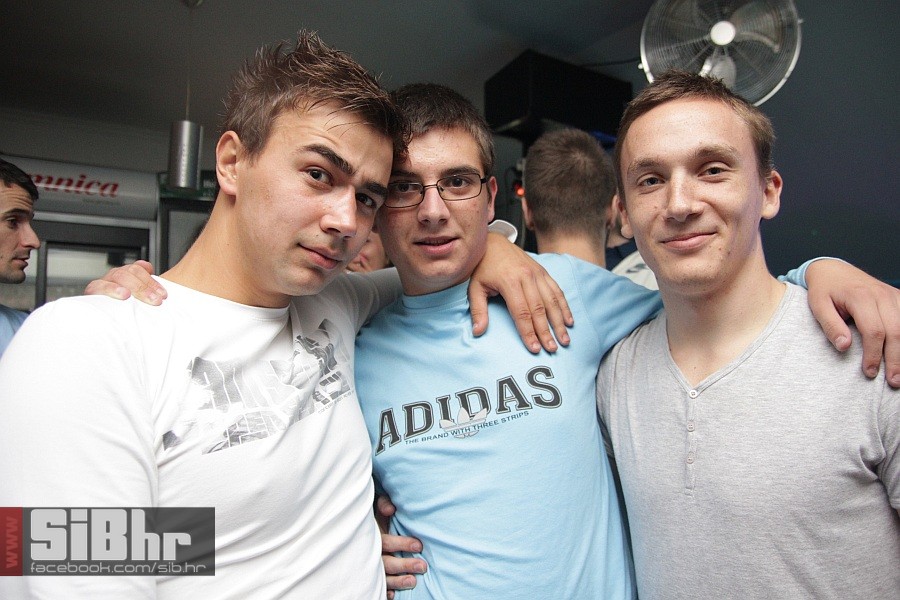 barka_0709_SiBhr_18 barka_0709_SiBhr_18