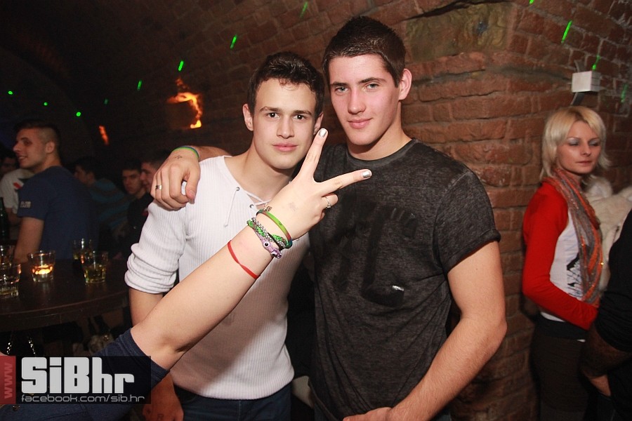 nocni_zivot_harem04012013_SiBhr