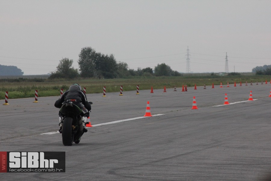 street_race_1_SiB_hr_26 street_race_1_SiB_hr_26