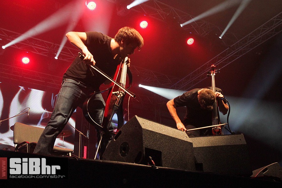 2cellos_u_gradskom_vrtu_0206201
