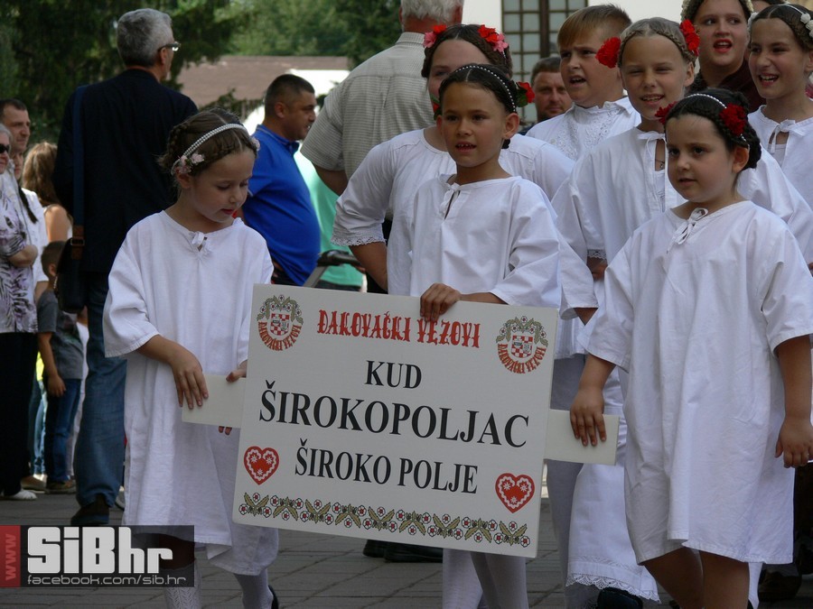 mali_djekovacki_vezovi_31