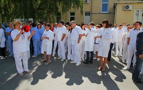 strajk_u_osjeckoj_bolnici_8