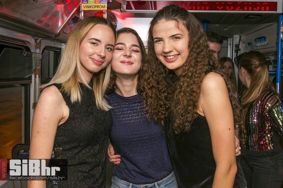 Tram_party_SiBhr-58