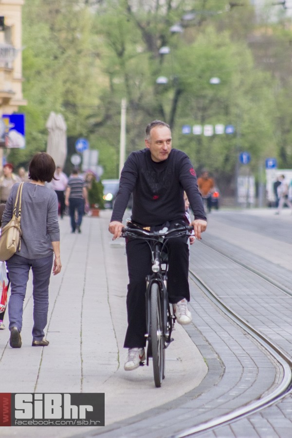 osjecani_u_setnji_gradom_44 osjecani_u_setnji_gradom_44