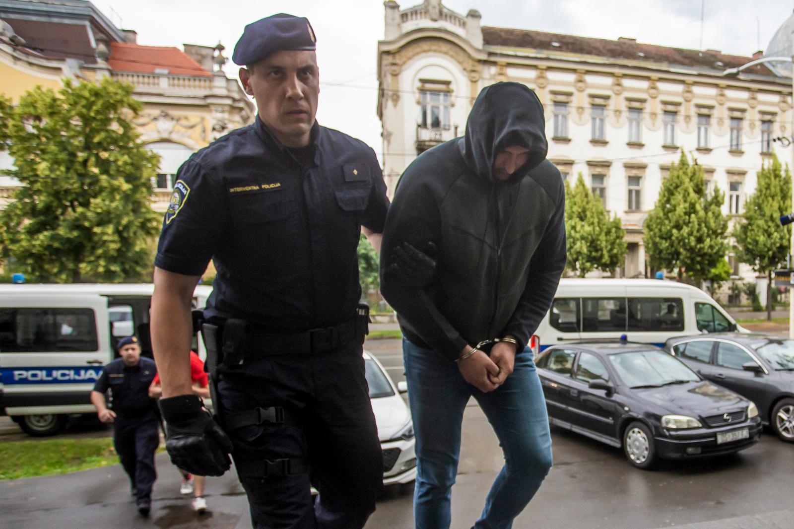 Privođenje dilera na Županijski sud u Osijeku