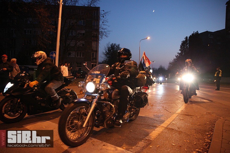 karavana_2012_14 karavana_2012_14