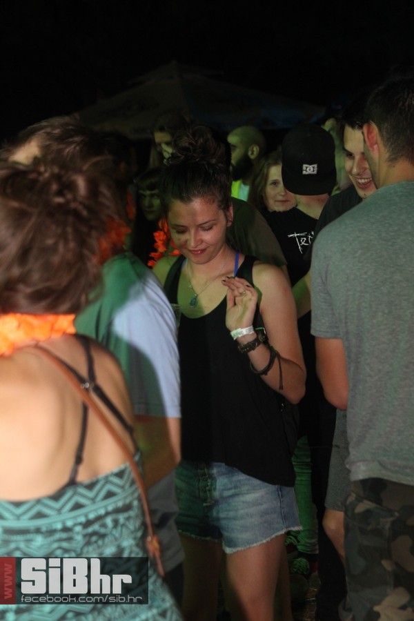 backyard_art_festival_SiBhr_60