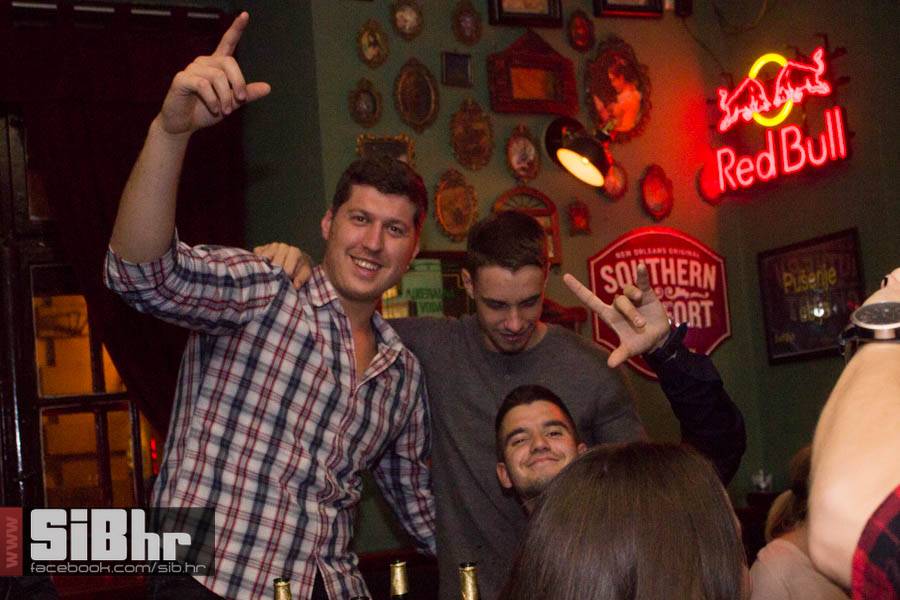 fortpub_halloween_27