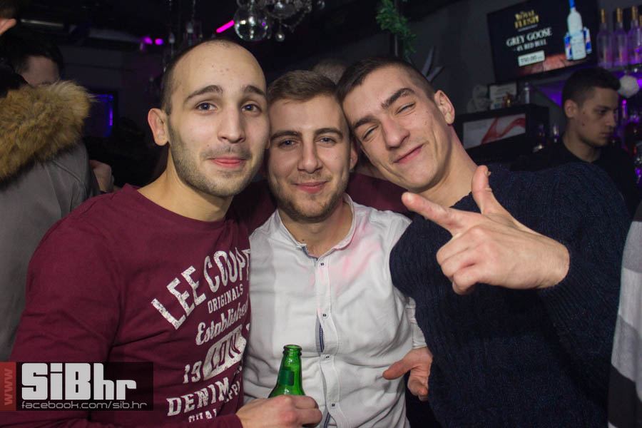 badnjak_u_tvrdji_SiBhr_7
