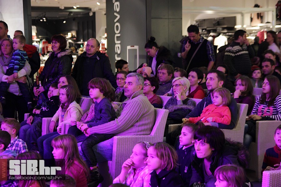 bozicna_bajka_am_03 bozicna_bajka_am_03