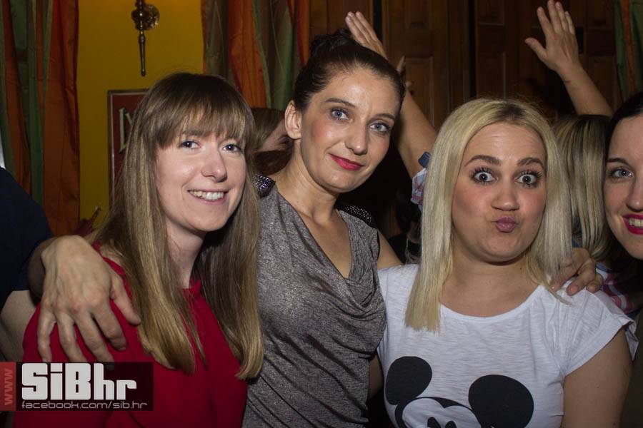 old_bridge_pub_subota_4