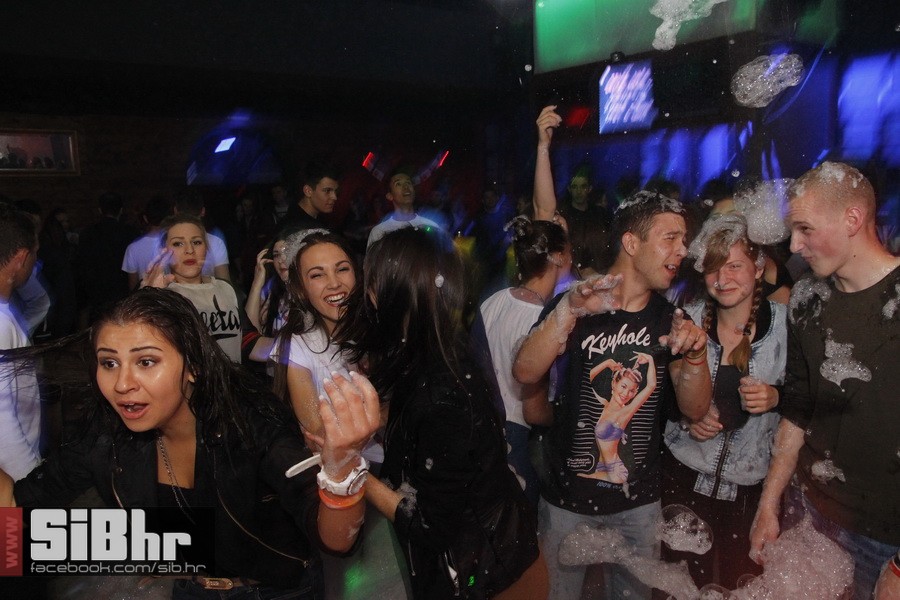 pjena_party_bastion_SiBhr_15 pjena_party_bastion_SiBhr_15