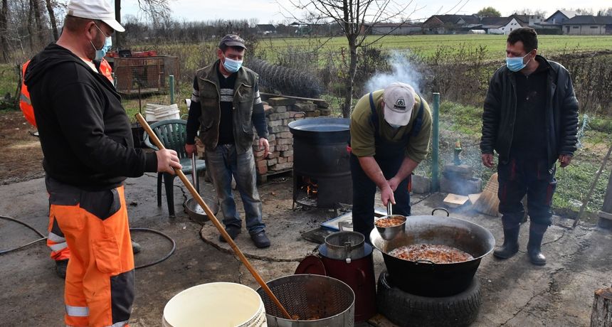 Tradicionalno slavonsko kolinje