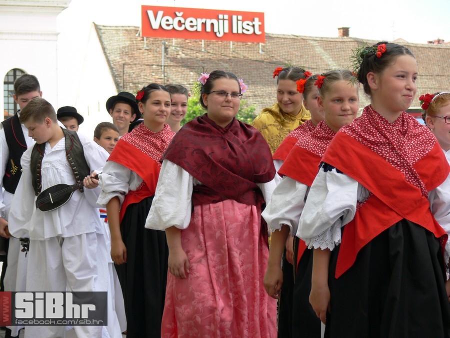 mali_djekovacki_vezovi_19