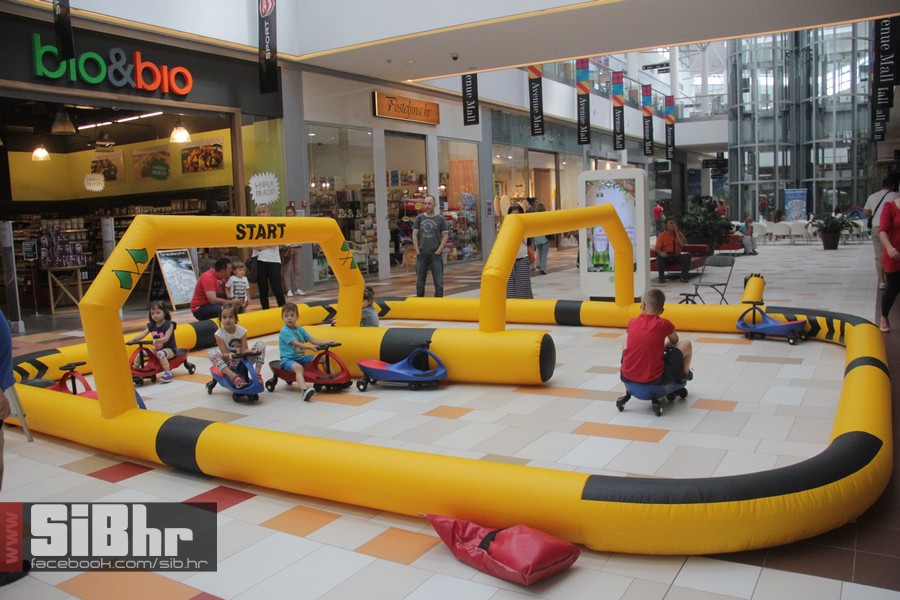 autici_avenue_mall_osijek_18