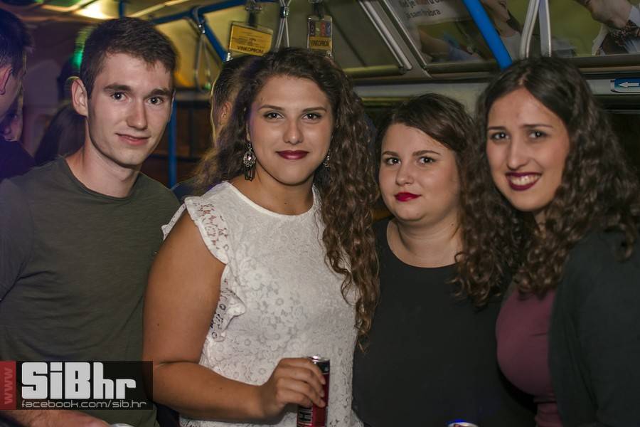 Tram_party_SiBhr-25