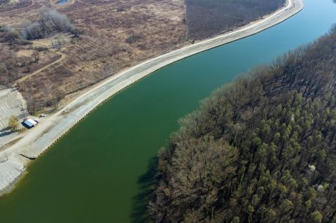 Pogled iz zraka na Biljsko jezero Pogled iz zraka na Biljsko jezero