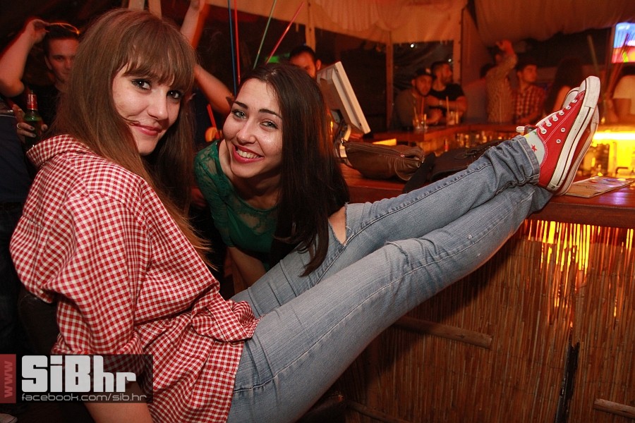 barca_osijek_nightlife_sibhr8_6 barca_osijek_nightlife_sibhr8_6