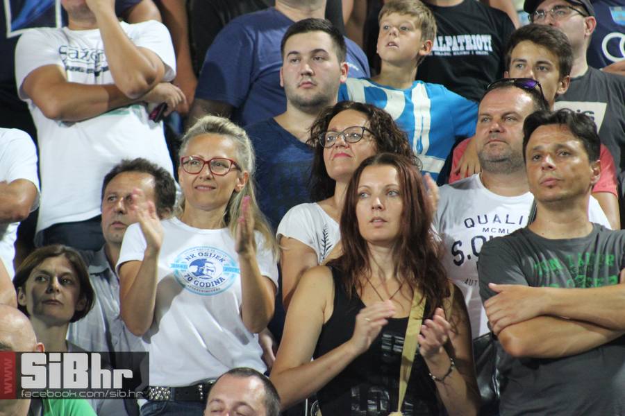 osijek-psv_SiBhr_47