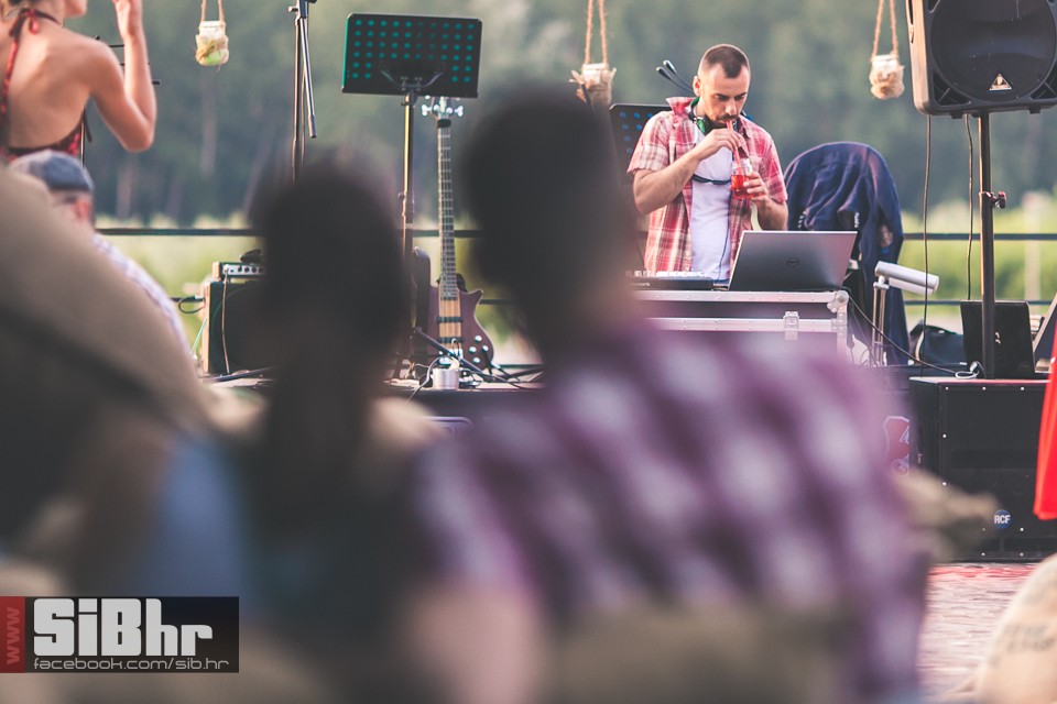 sofa0807_2016_sibhr_53