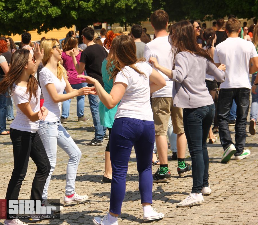 quadrillaj_SiBhr_23