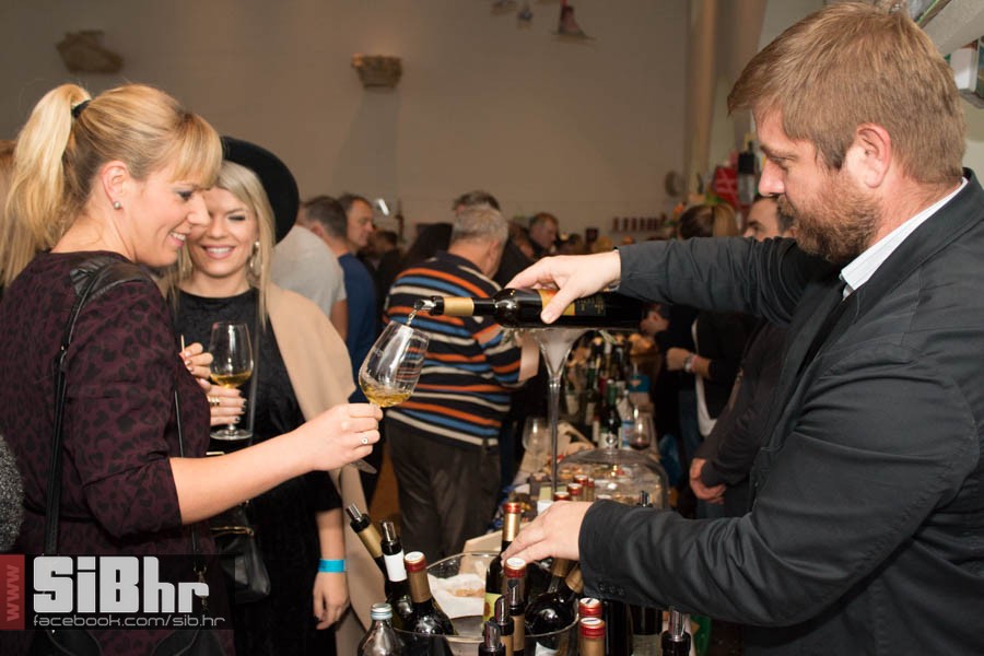 wine_fest_osijek_2015_SiBhr_6
