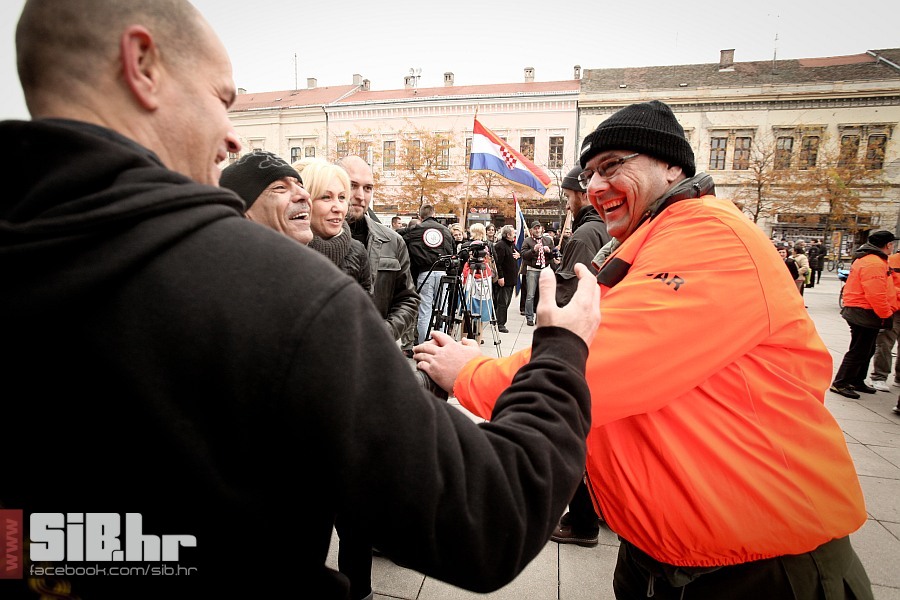 oslobodeni_generali_16112012_mb