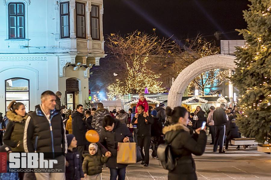 Advent_u_Osijeku_2017_otvorenje