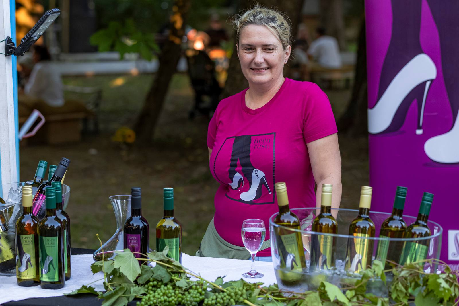 Večer vina i umjetnosti, srpanj 2024.