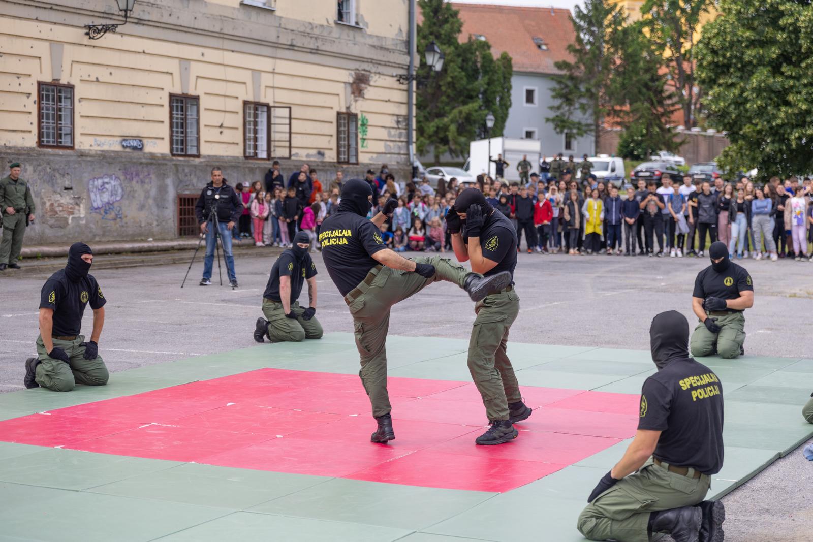 Pokazne policijske vježbe