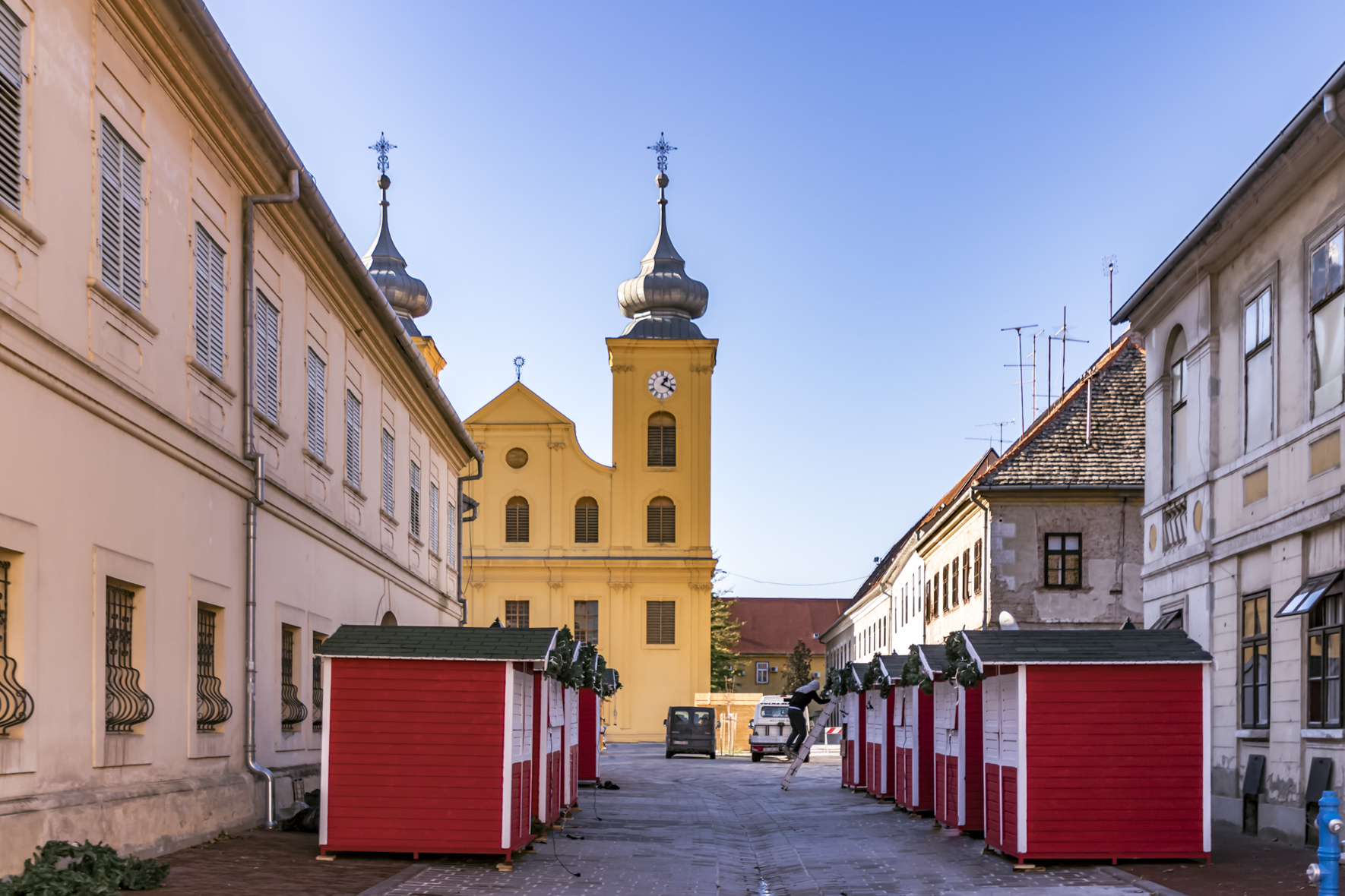 Pripreme za početak Adventa u Osijeku Pripreme za početak Adventa u Osijeku