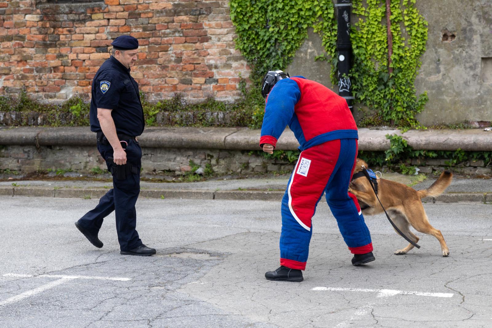 Pokazne policijske vježbe