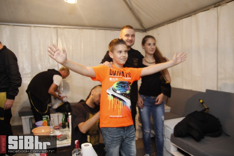 dubioza_sars_2014_zoran_bastion dubioza_sars_2014_zoran_bastion