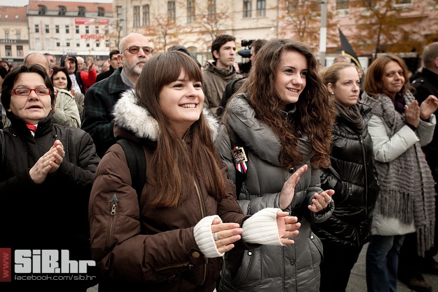 oslobodeni_generali_16112012_mb