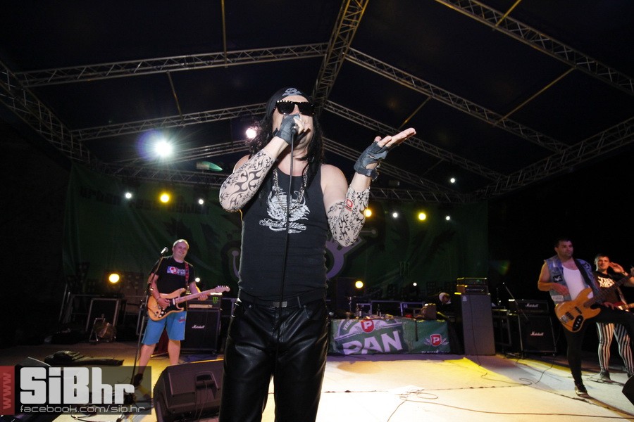 ufo_brkovi_zoran_135 ufo_brkovi_zoran_135