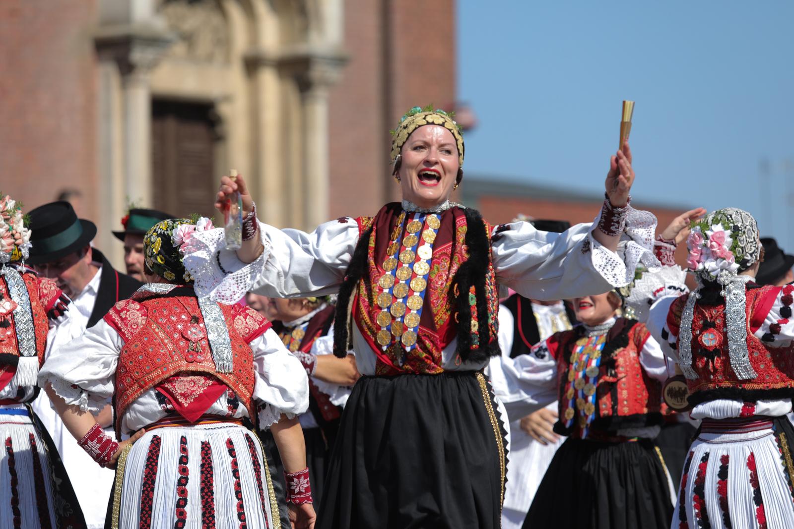 57. Đakovački vezovi