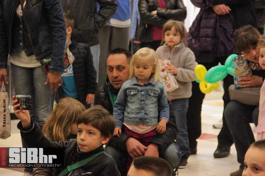magic_avenue_mall_1804_21