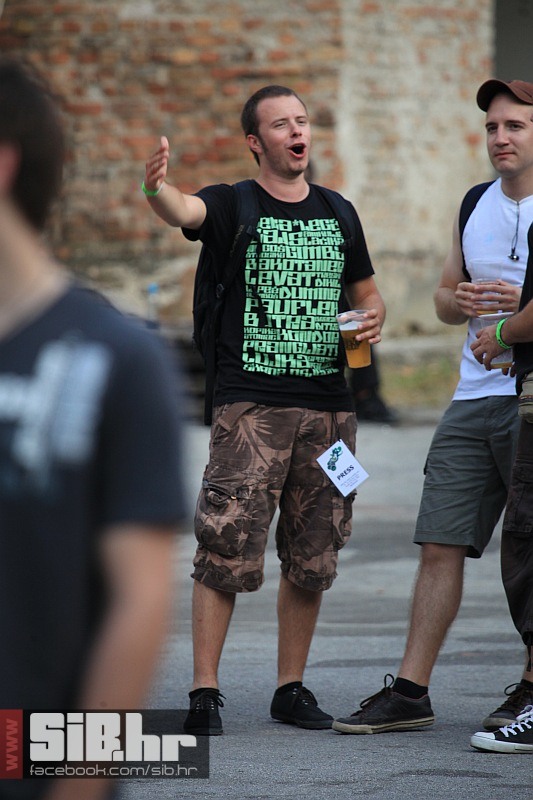 ufo_2_dan_08072012_sibhr_by_001 ufo_2_dan_08072012_sibhr_by_001