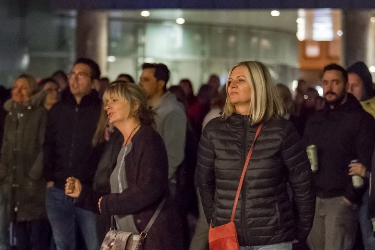 Uređivanje galerije: Mile Kekin trio rasplesao Osječane u Novoj rupi