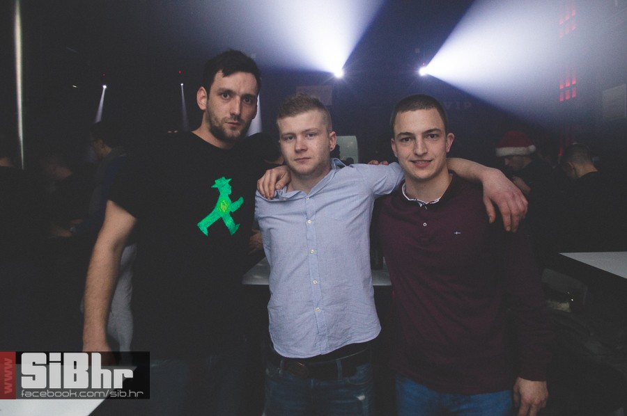 badnjak_u_tvrdji_34